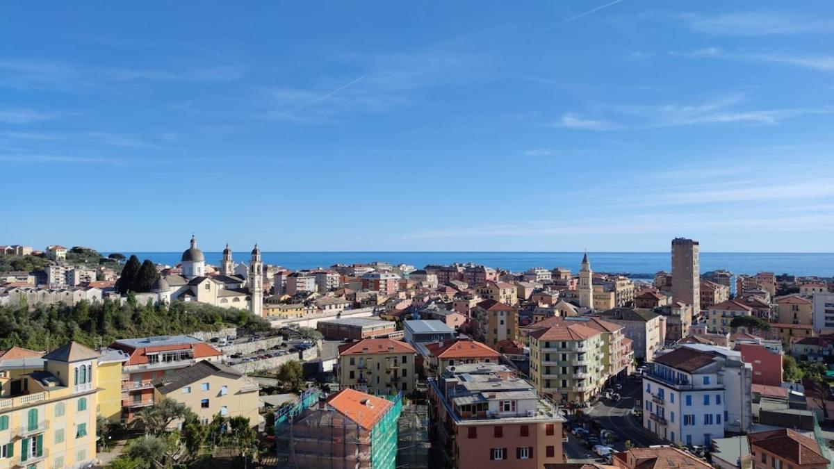 Super Vista Al Grattacielo Di Lavagna Apartment Exterior photo